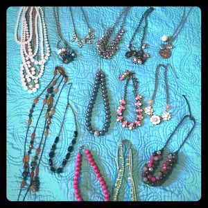 14 Costume Jewelry Necklaces **Great Deal**